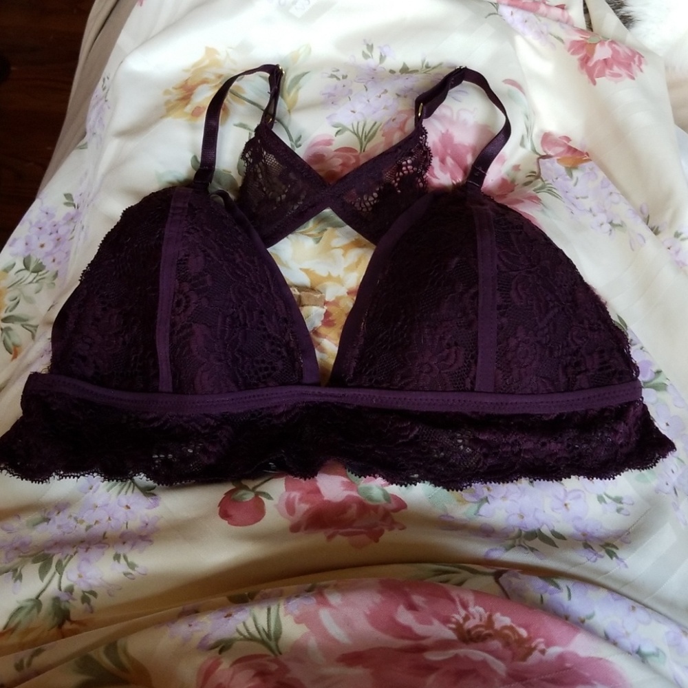 Body Frosting Bra. Size Large